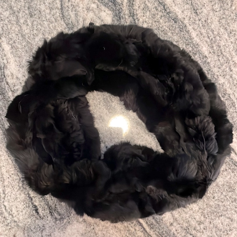 Surell Black Fur Scarf
